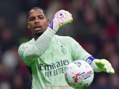 完美体育app-火箭队球员麦克丹尼尔斯赛季表现及技术分析